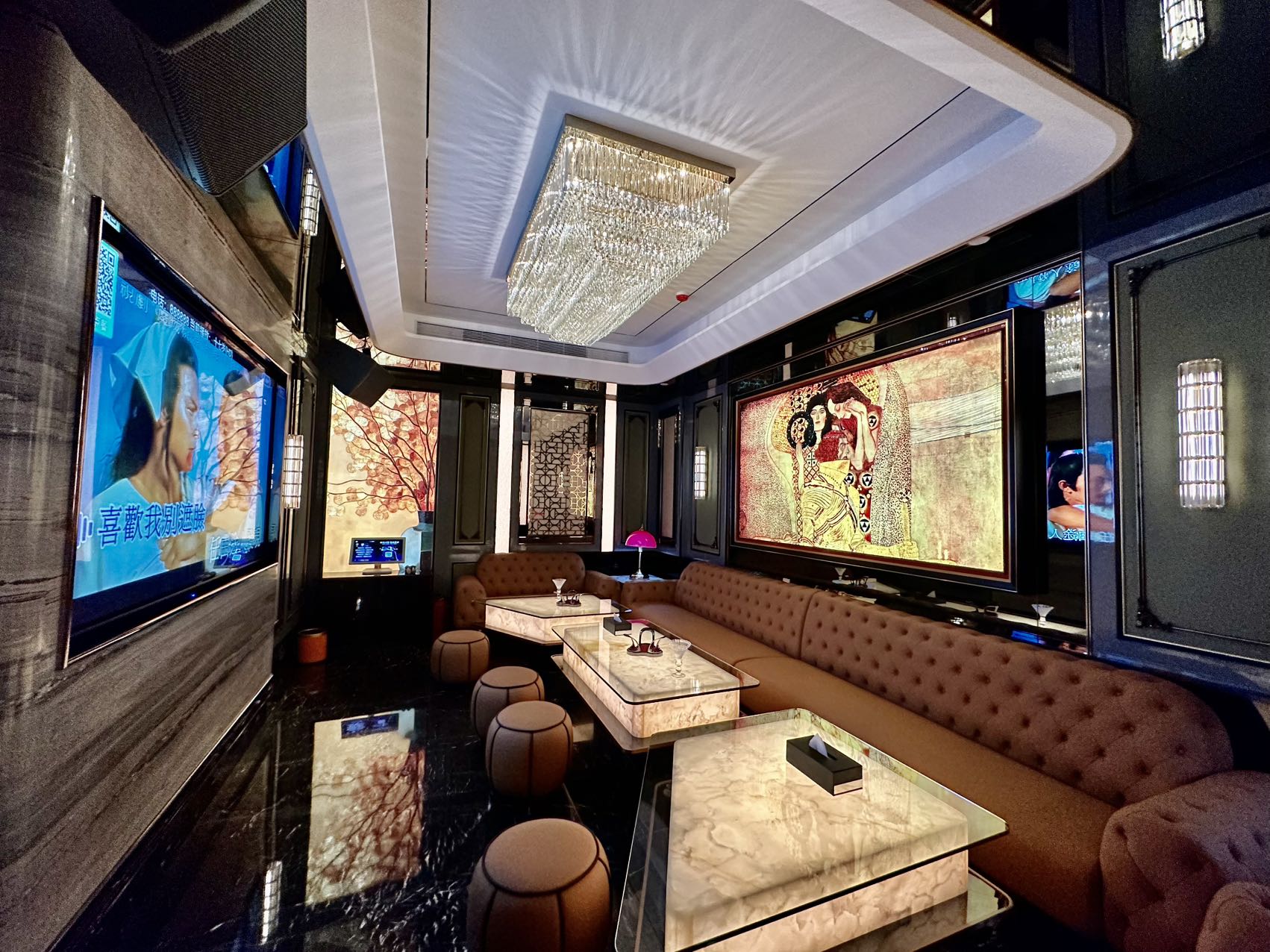 广州新·W经典会所商务KTV包房内景