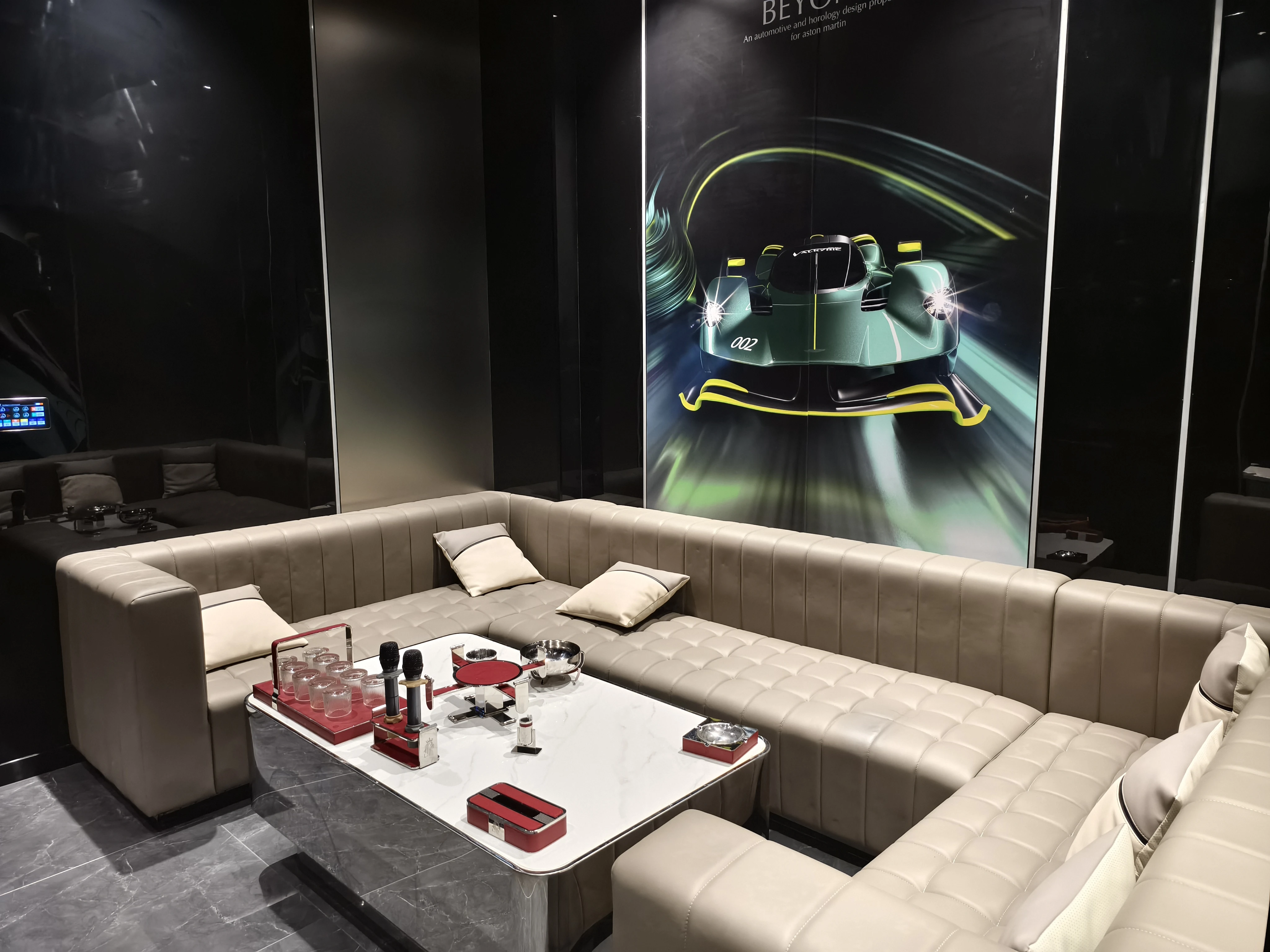 南京江宁区吉华商务KTV低价预订，免费专车接送，一站式夜娱新地标