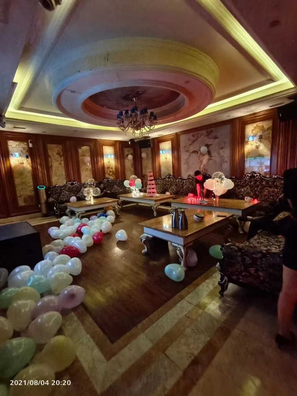 上海太阳城公馆商务KTV消费明细