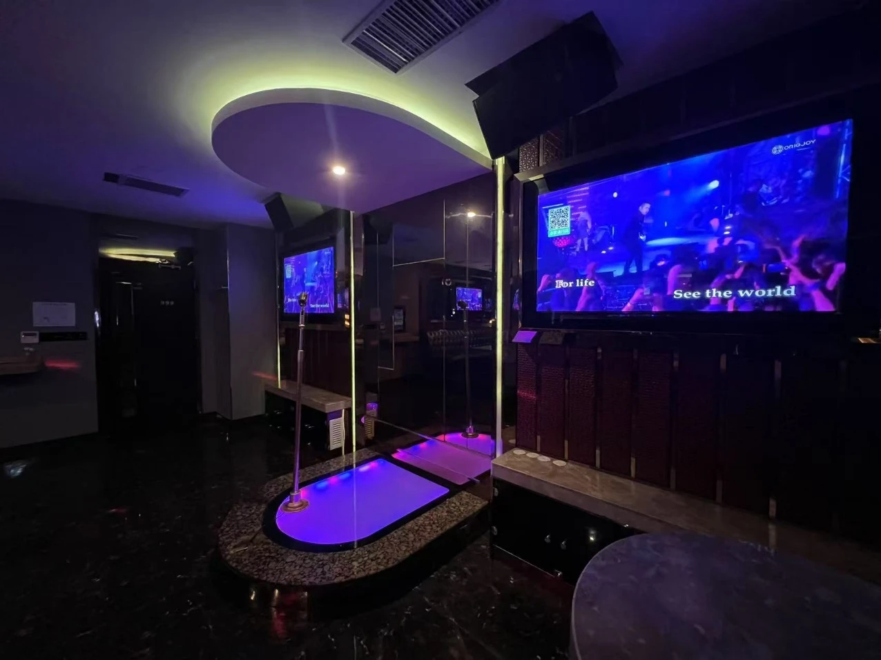 青岛星海汇商务KTV精致果盘与酒水