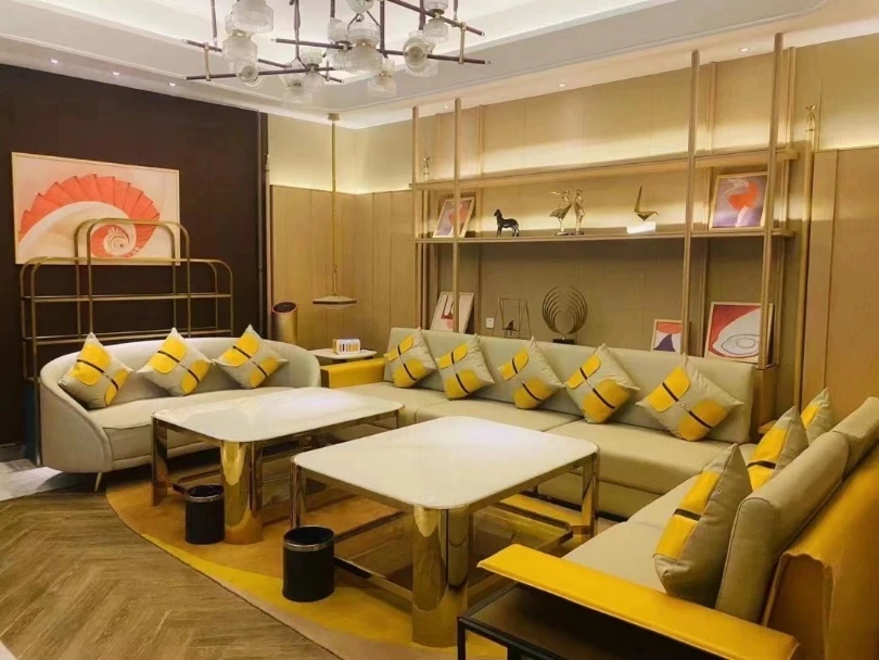 上海新濠国际商务KTV吧台与酒水陈列