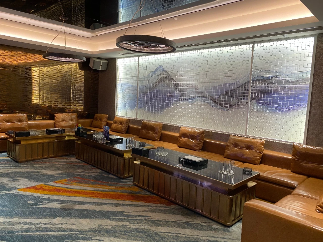 上海商务KTV城市夜景