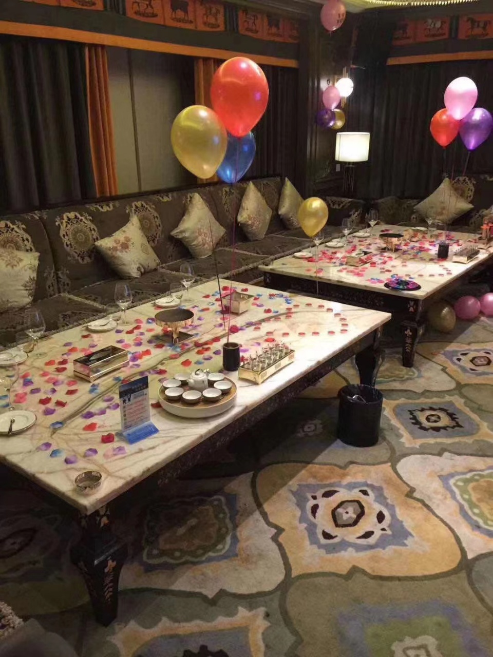 上海星亨国际商务KTV尊享酒水吧