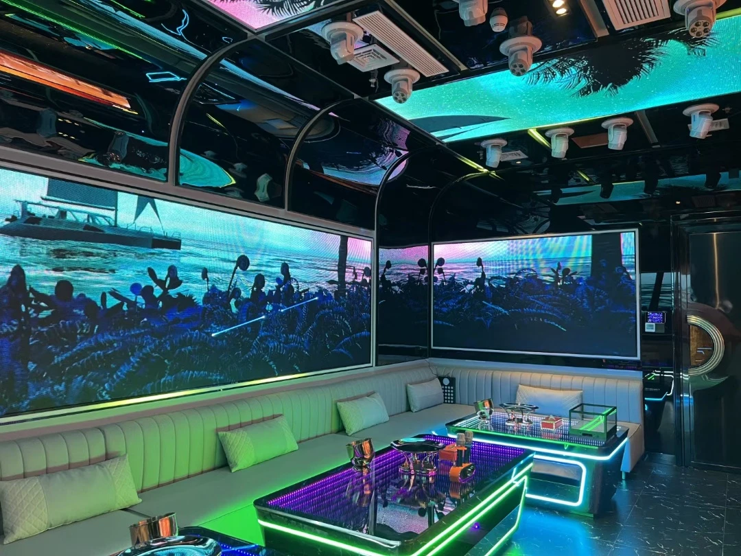 深圳罗湖美丽人间商务KTV豪华天宫房夜景