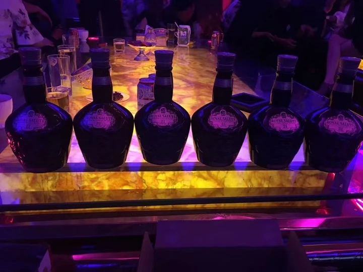 上海鸿生娱乐商务KTV精致吧台