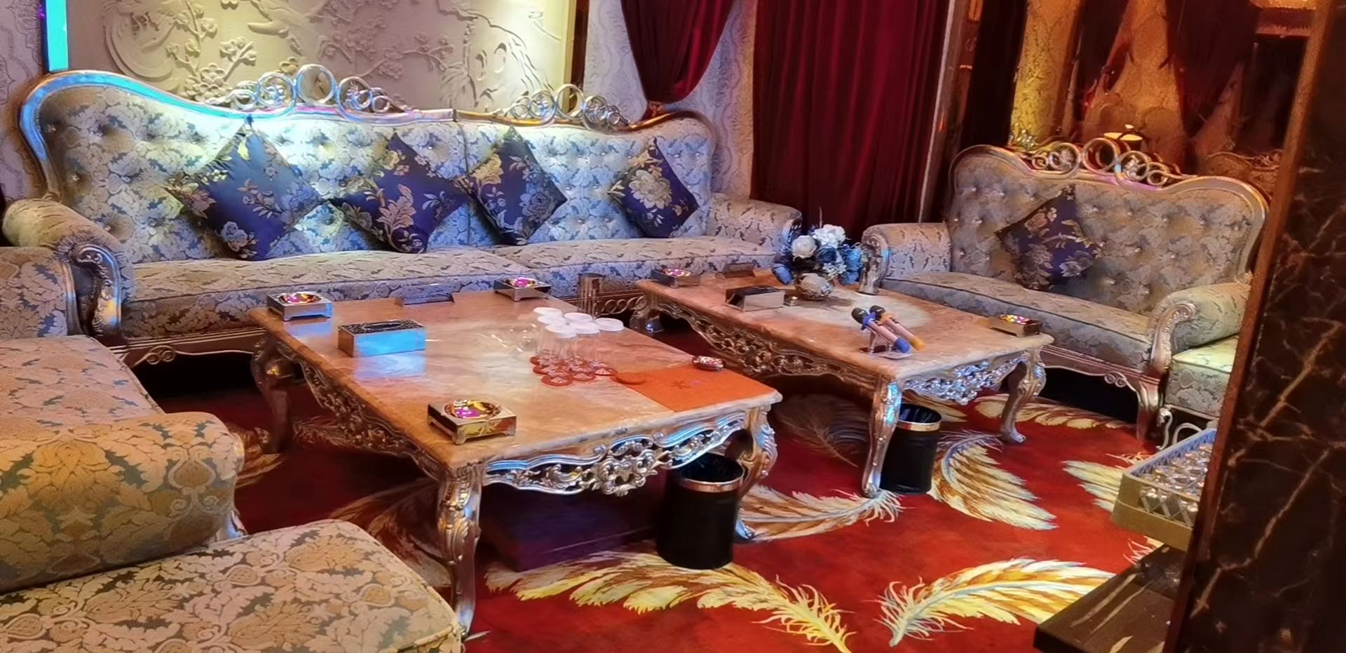 昆明紫金花商务KTV预订_高端夜生活同城畅玩