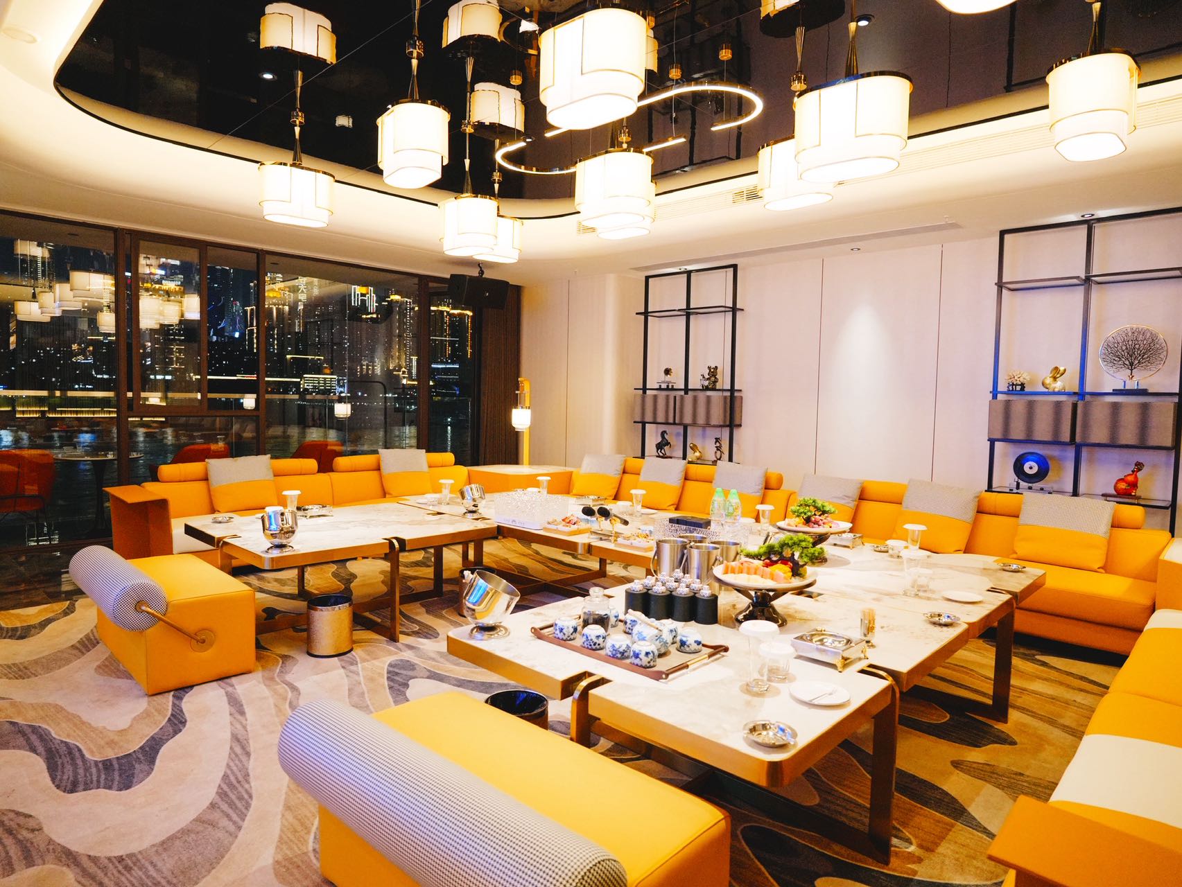 重庆游艇会商务KTV重装升级 江景房预约正热