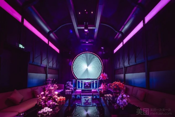 天津金色海湾商务KTV私享包间