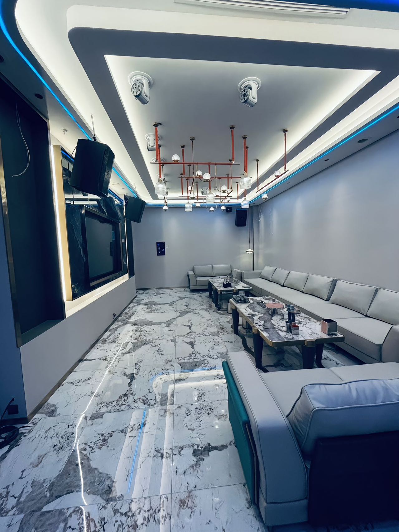 青岛云鼎会商务KTV奢华大包