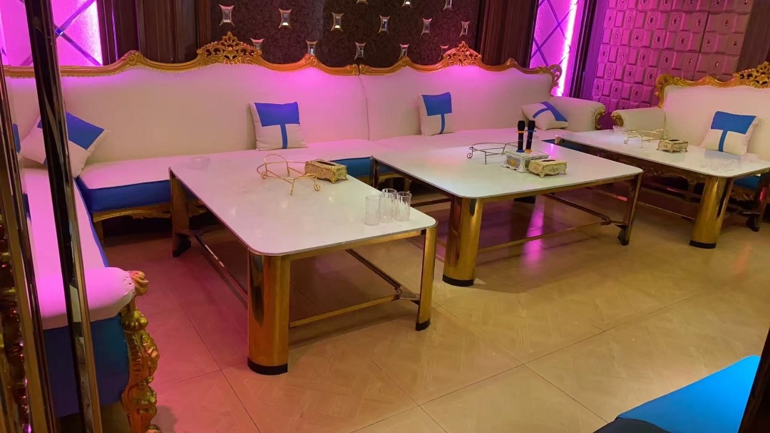 上海大汉宫商务KTV游戏区灯光氛围