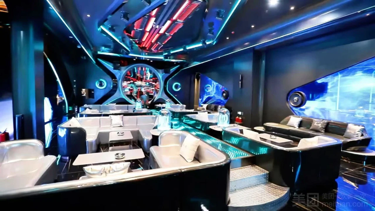 青岛崂山区高端商务KTV格莱美，一站式预订体验