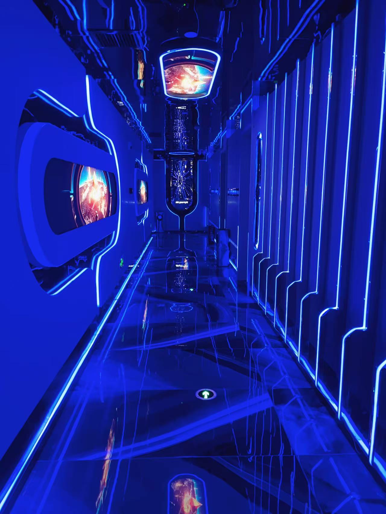 昆明高原明珠大酒店商务KTV VIP套房夜景