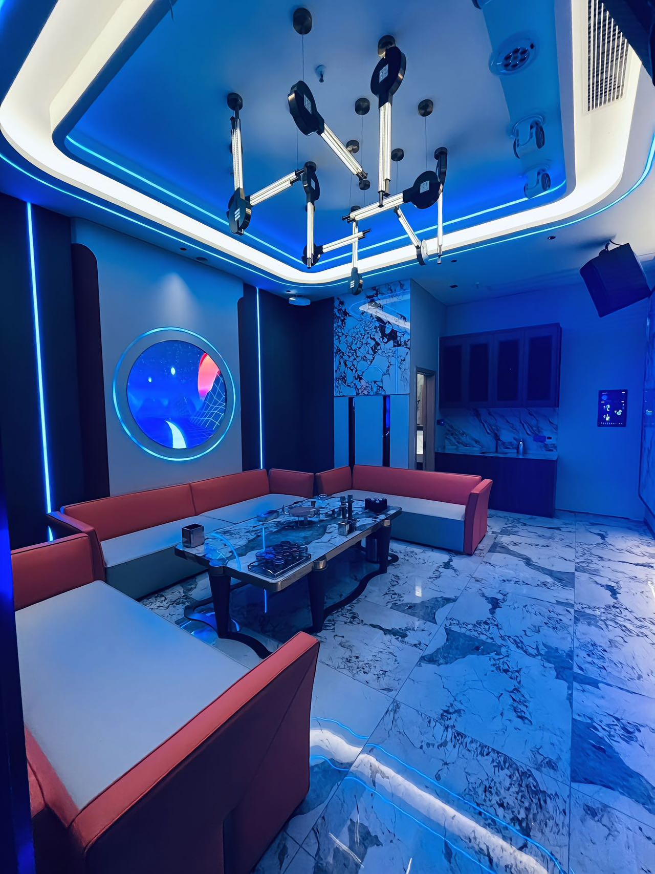 青岛云鼎会商务KTV豪华走廊