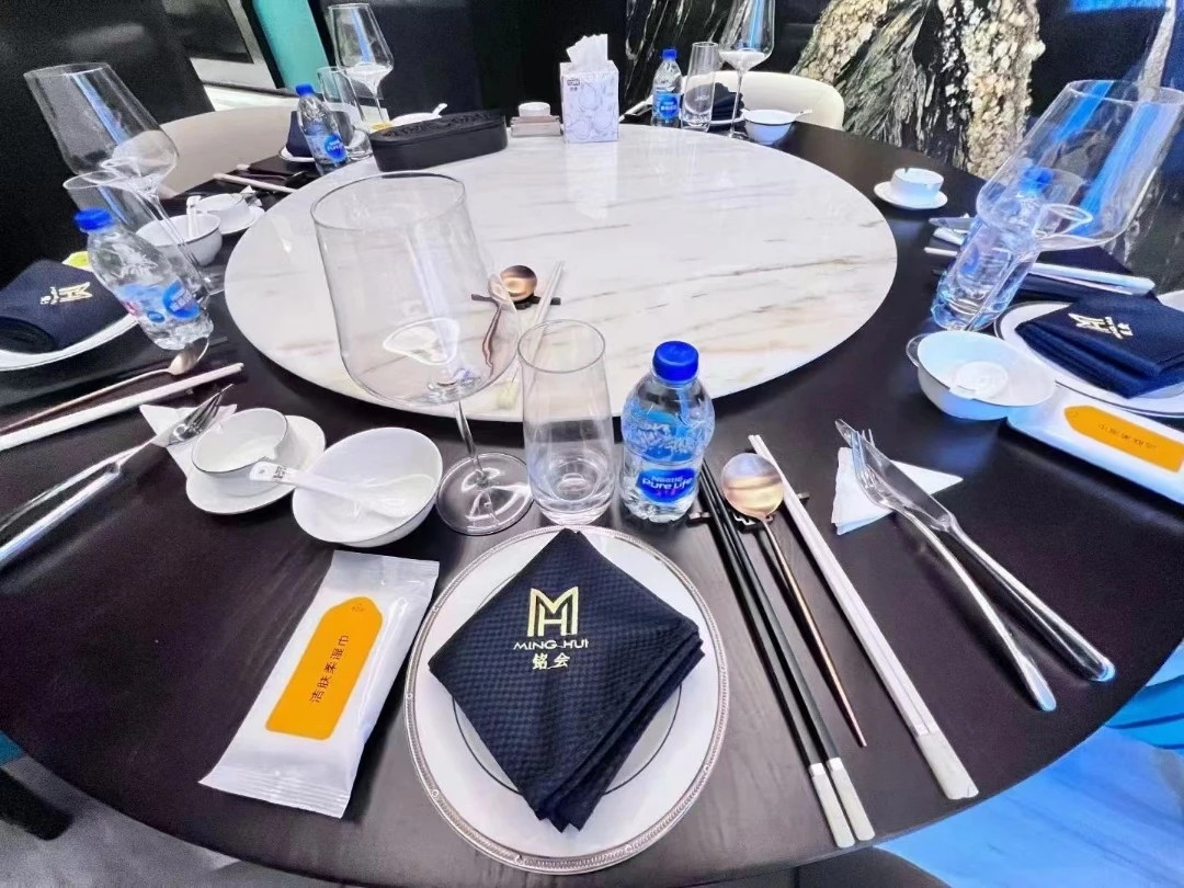 上海铭会商务KTV 精选酒单与美食