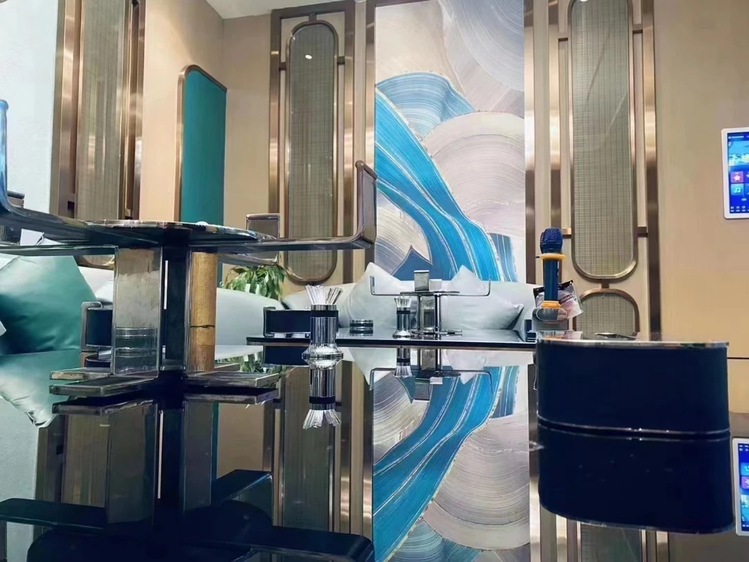 西安商务KTV《SKY天空之城》游戏甄空之夜