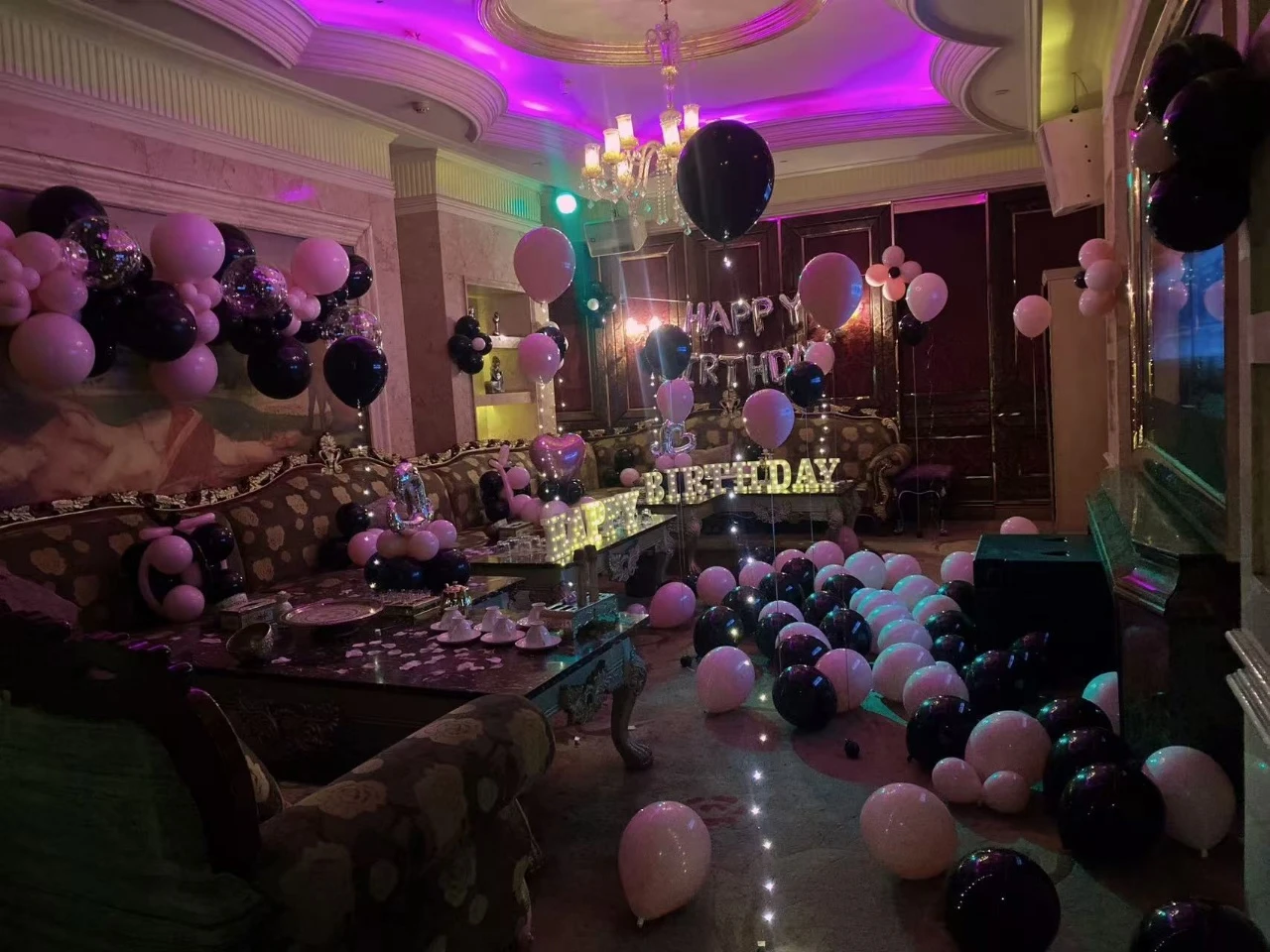 上海鸿生娱乐商务KTV豪华内景