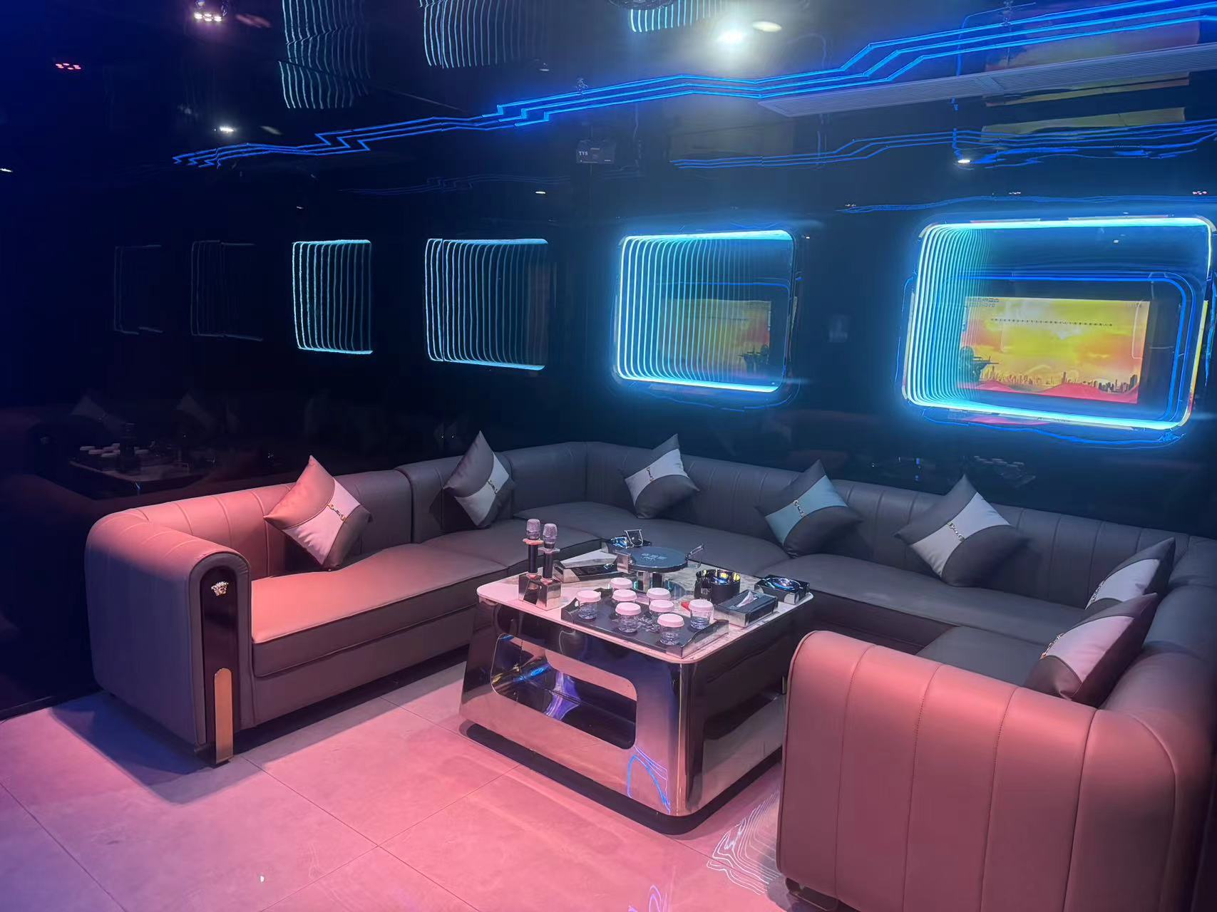 南京市江宁区嘉富华商务KTV预订|高端包厢免费专车接送