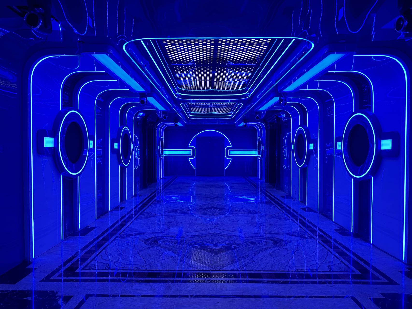 南宁霆聚5D商务KTV预订|佳丽陪唱·免费专车接送