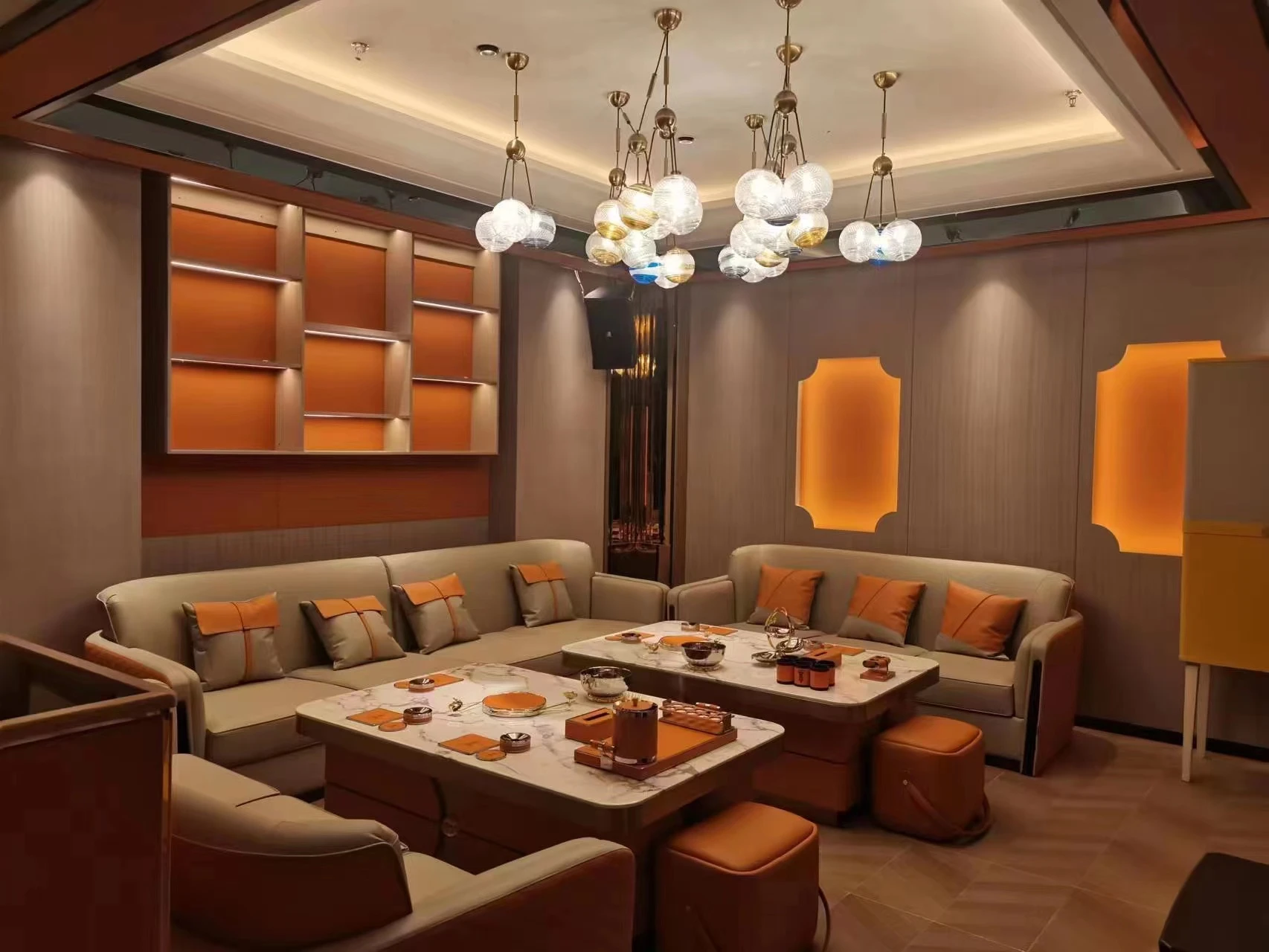 扬州星空俱乐部商务KTV夜景外观