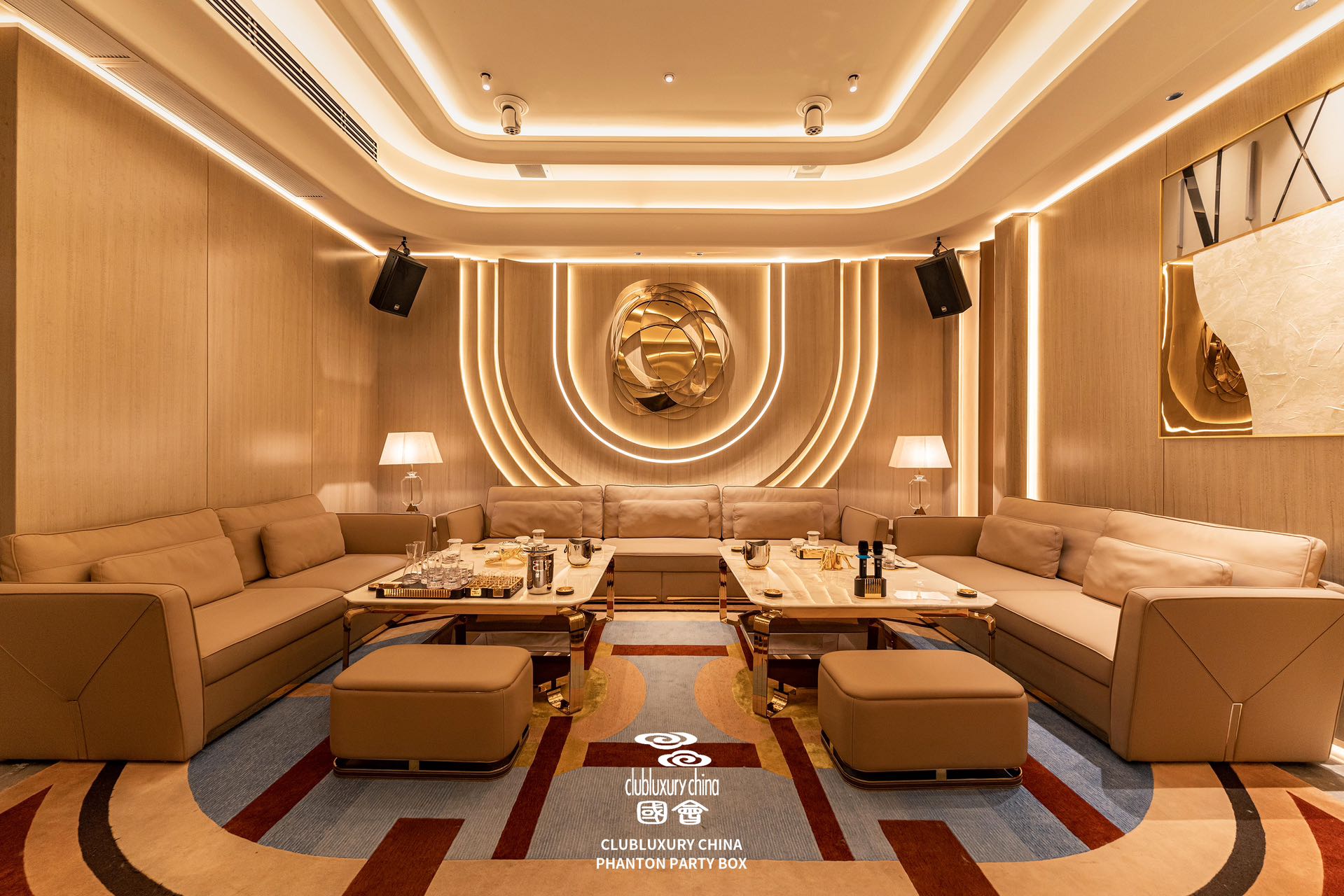 宁波國會商务KTV预订_高端包厢女模陪唱_免费专车接送