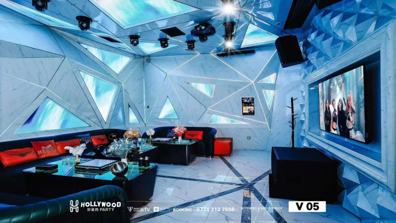 南宁商务KTV艾菲尔PARTY调酒吧台