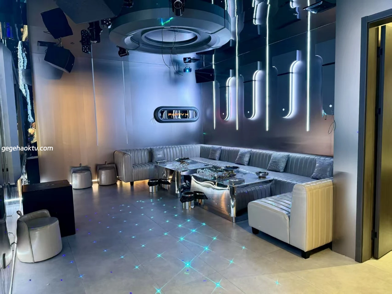 长沙商务KTV预订|18LOVE夜韵随行