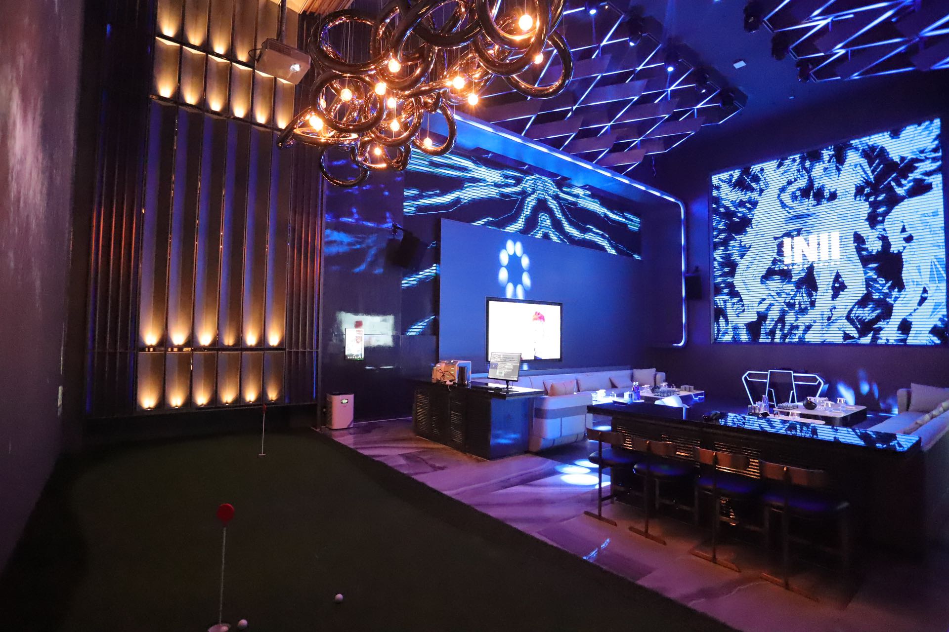 武汉商务KTV盛世东方走廊光影