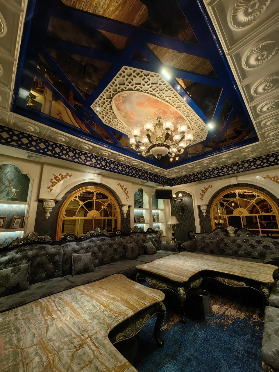 兴悦商务KTV巨幕视听