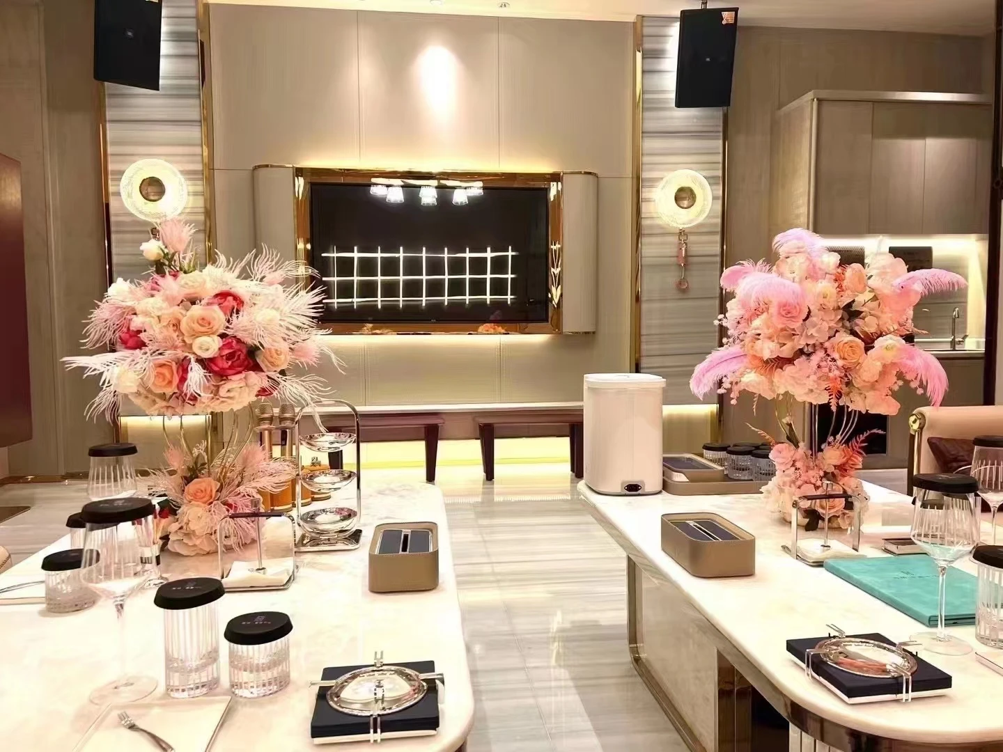 合肥海珀城市会客中心商务KTV管家团队