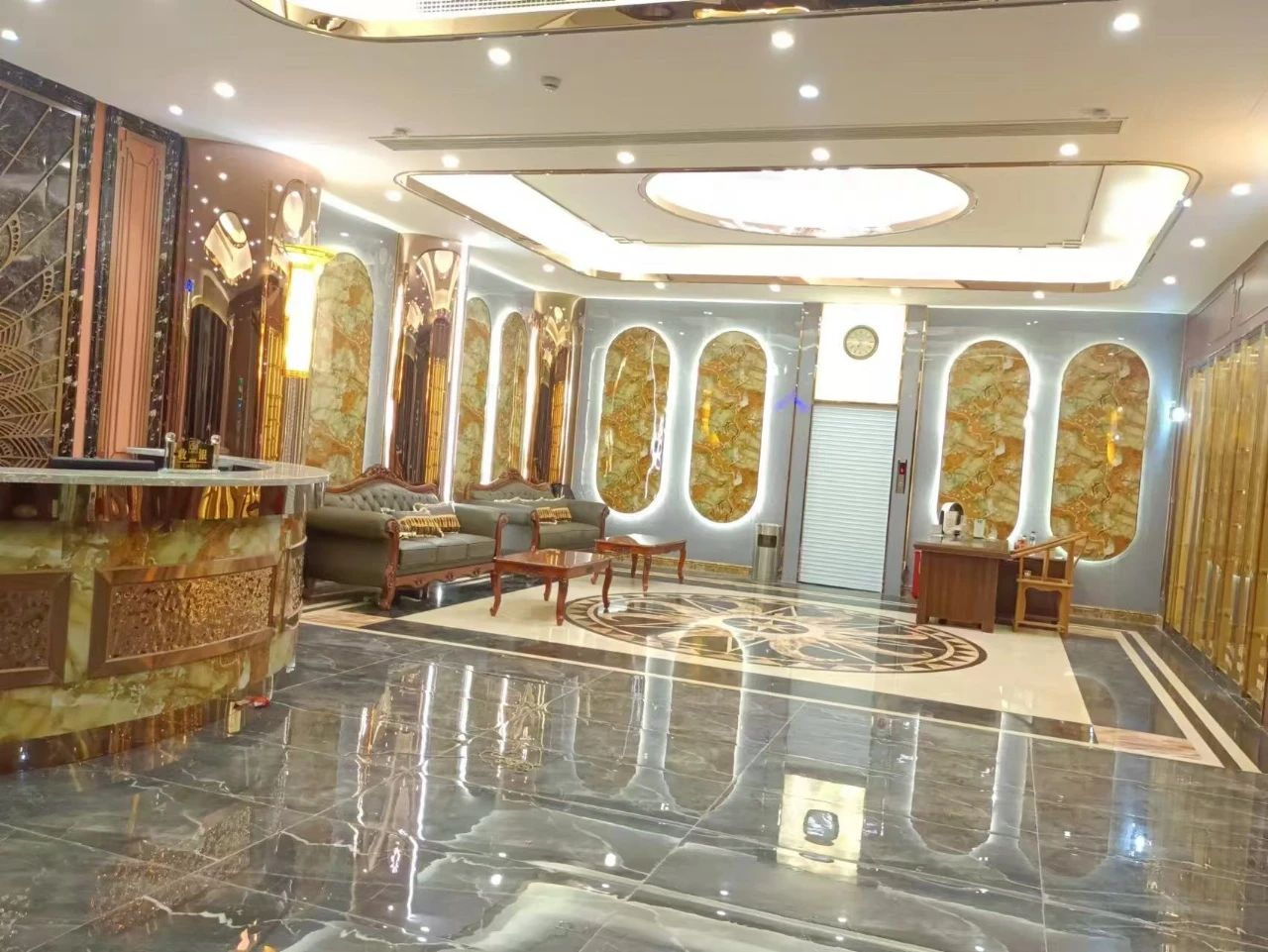 上海月亮湾商务KTV预订 | 城市夜生活轻奢之选