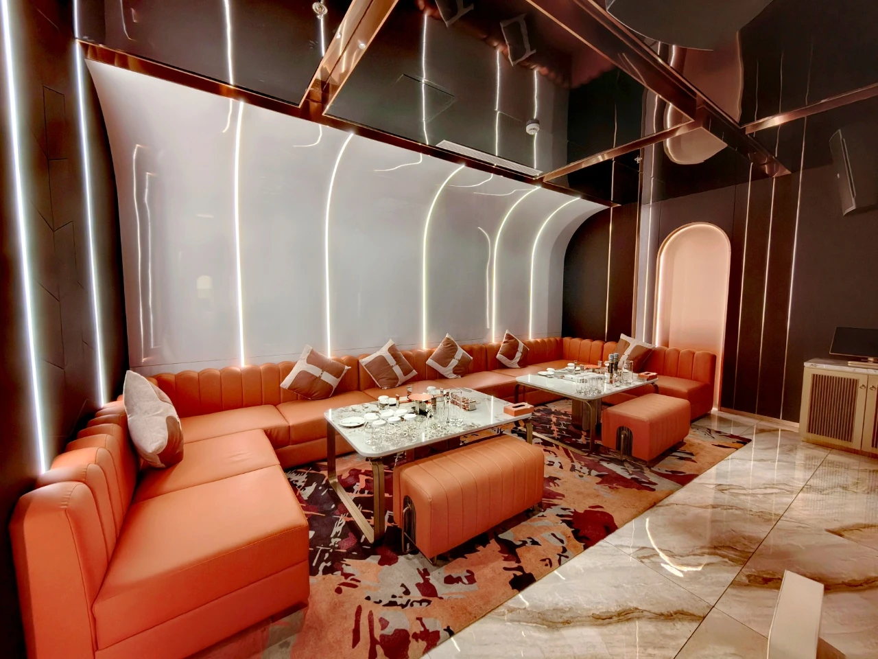 上海金沙国际商务KTV灯光秀与舞台效果