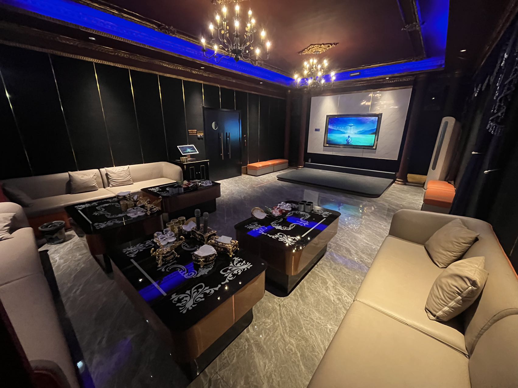 青岛李沧商务KTV爱江山会所 真空场平台场限时开放