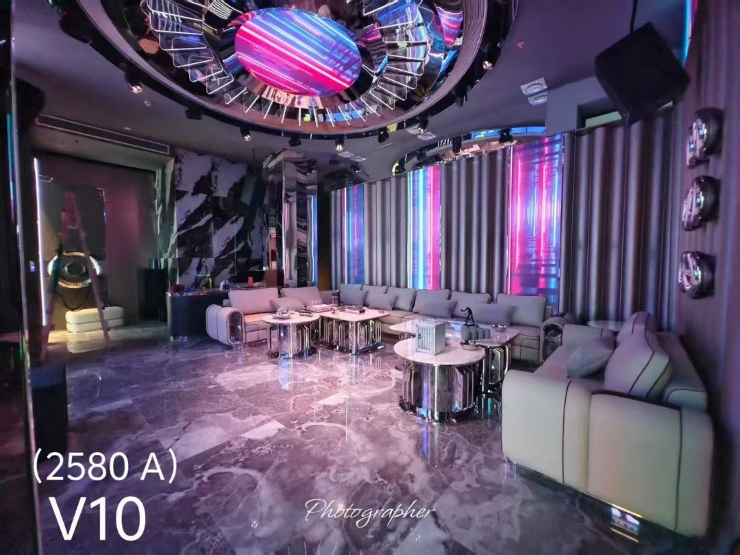 杭州BBR PARTY CLUB商务KTV主题包厢内景