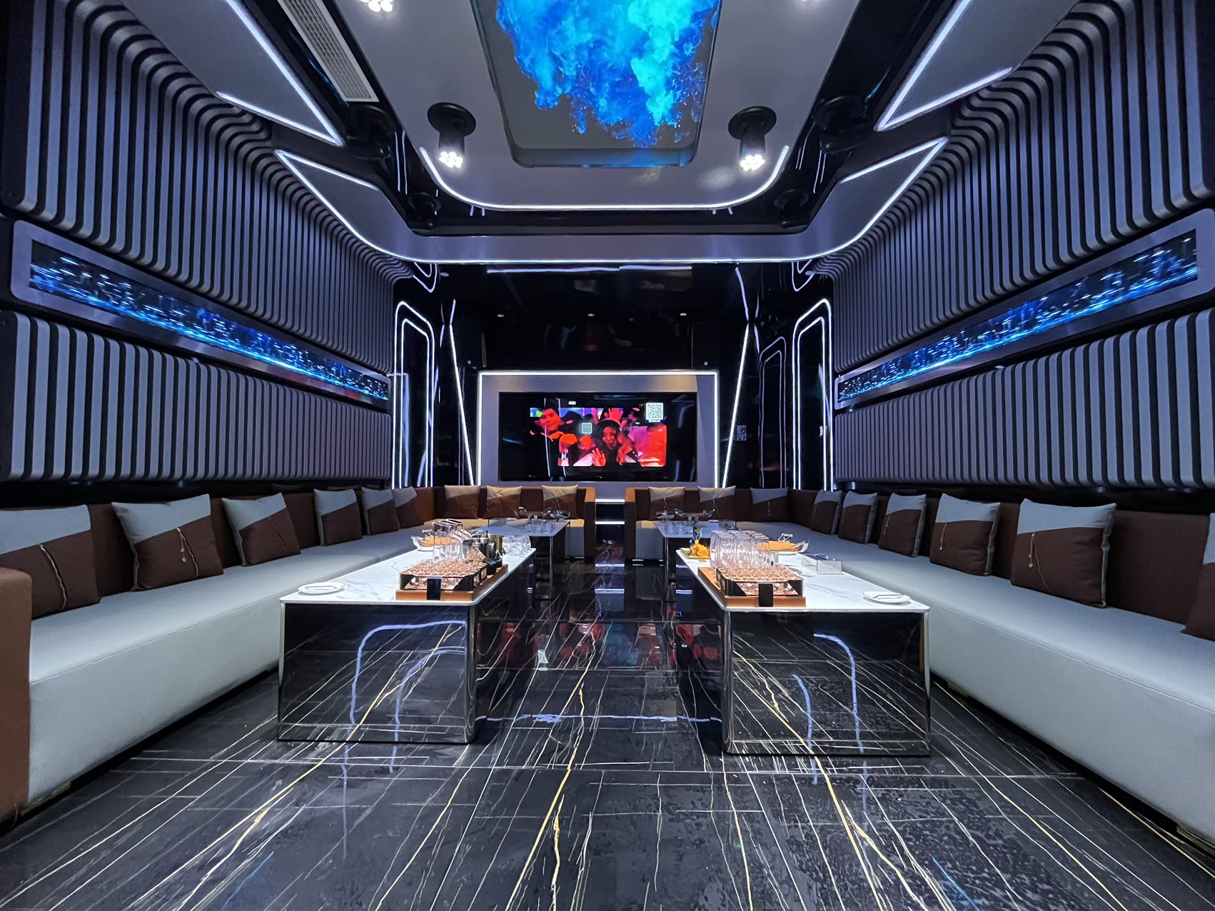 上海尊享国际商务KTV在线预订｜嘉定区高端夜生活首选