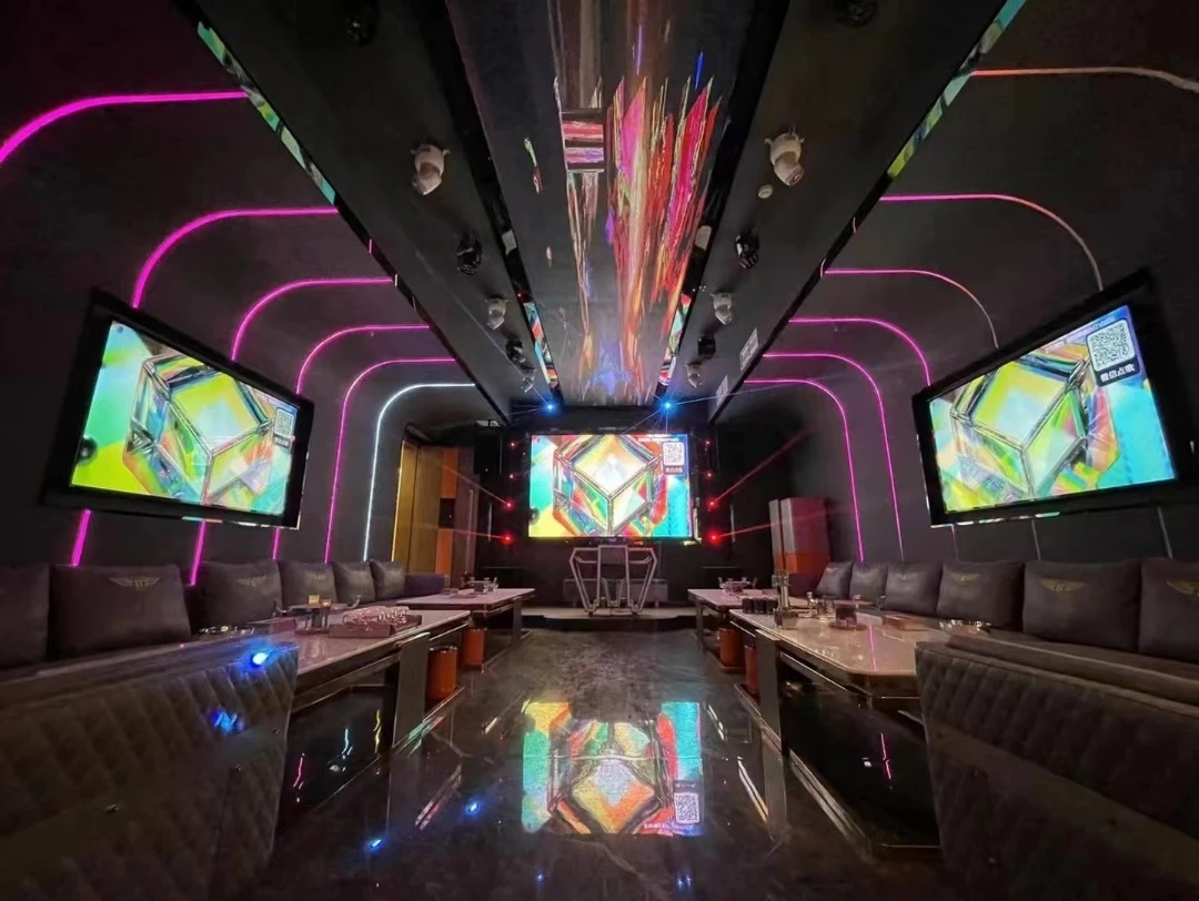 杭州临丁路商务KTV豪华门厅