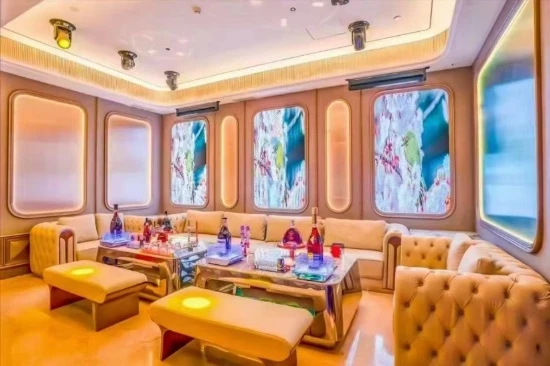 太阳国际俱乐部商务KTV豪华走廊