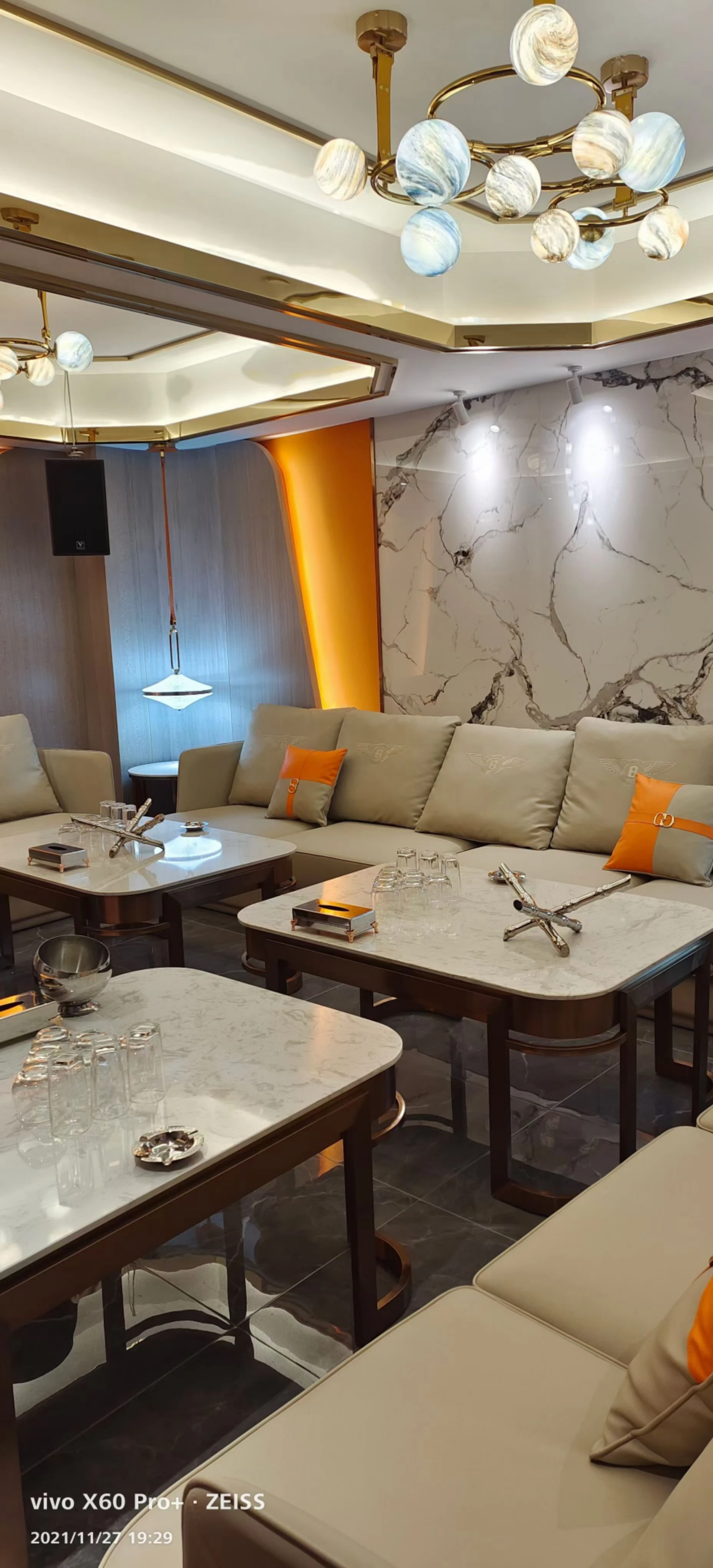 上海海上赢台商务KTV预订：城市夜生活新地标