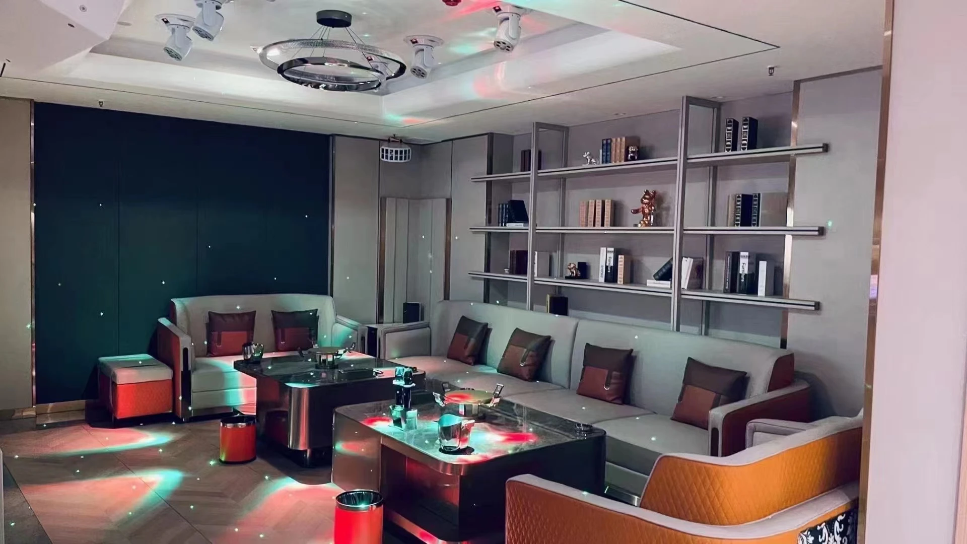 商务KTV甄选yan员风采