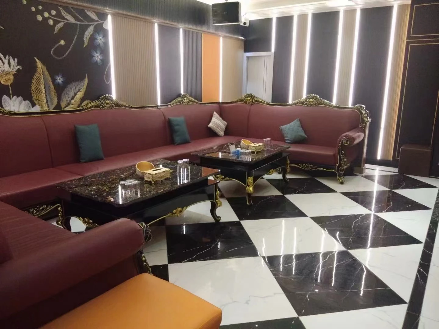 上海商务KTV蓝爵国际精选餐酒