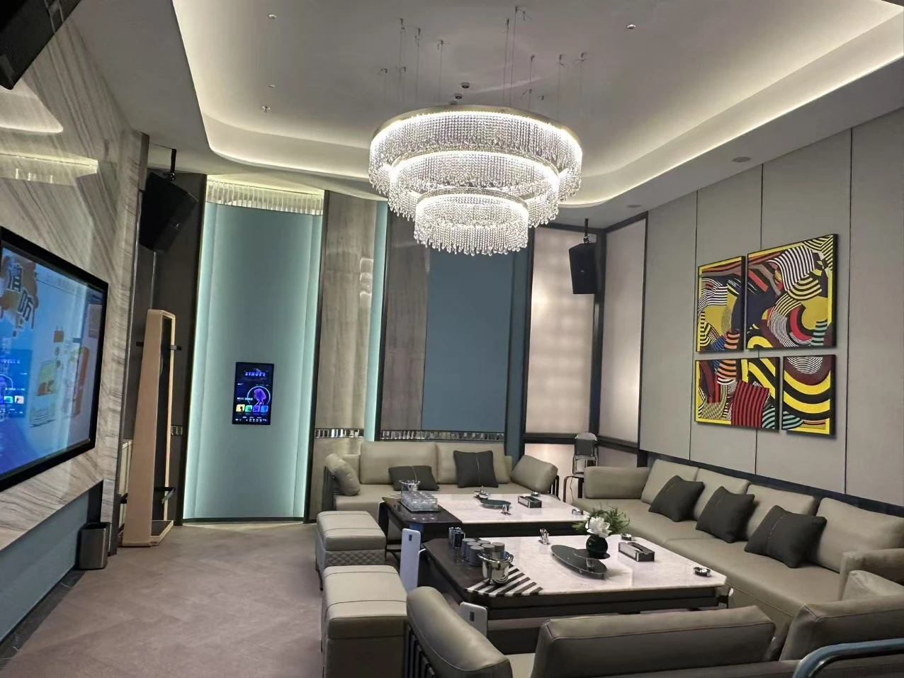 天津YH银河PARTY商务KTV臻空包厢