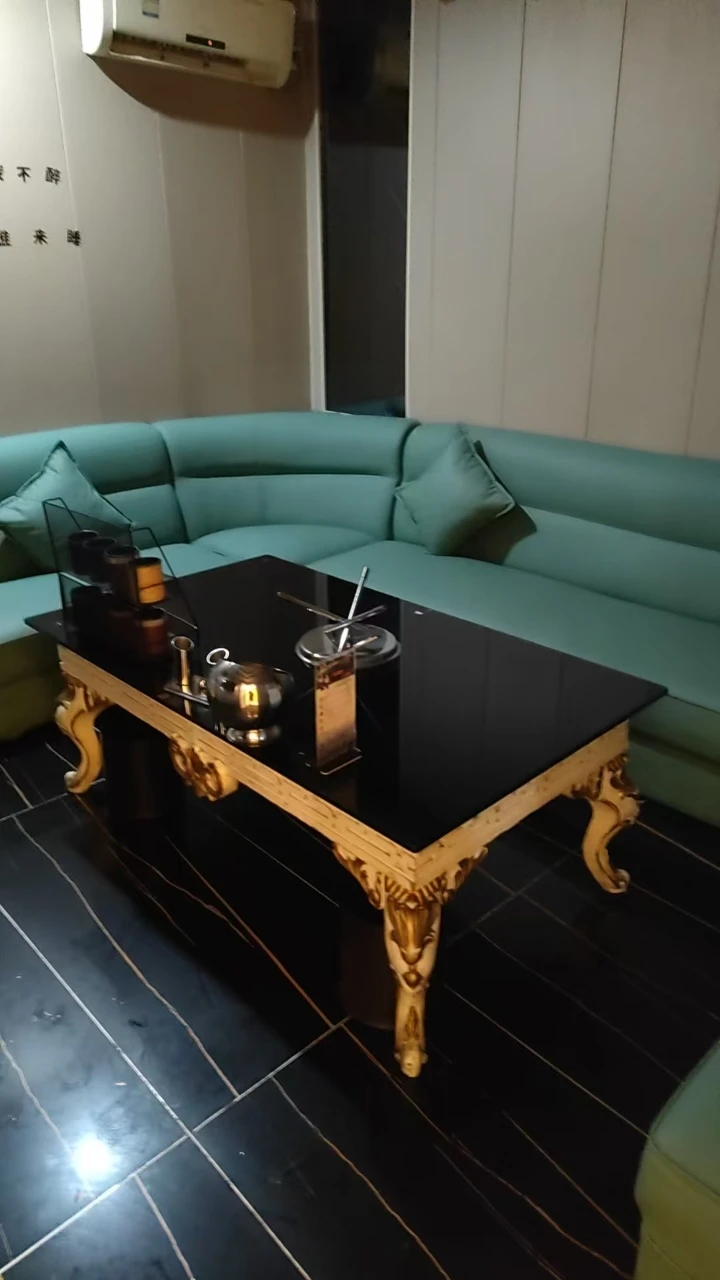 魔都商务KTV豪华包厢内部