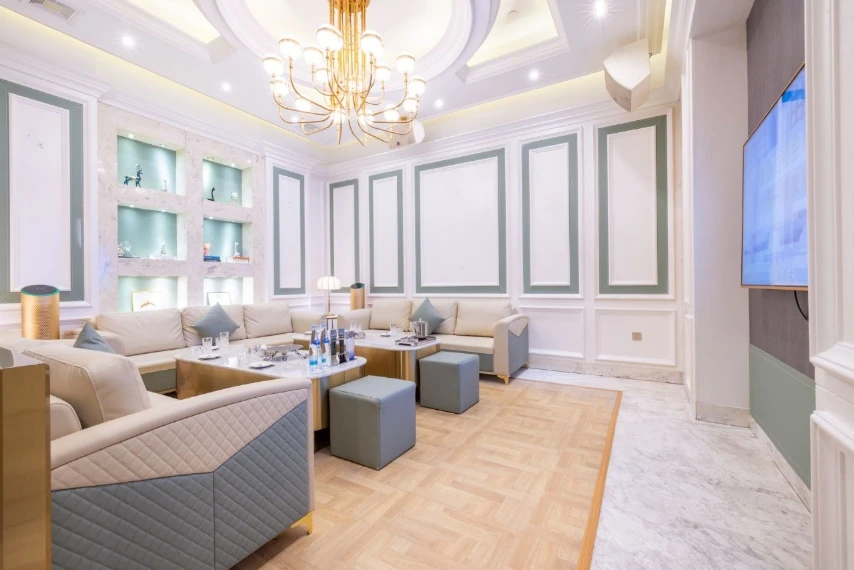 上海商务KTV皇豪国际夜景外观