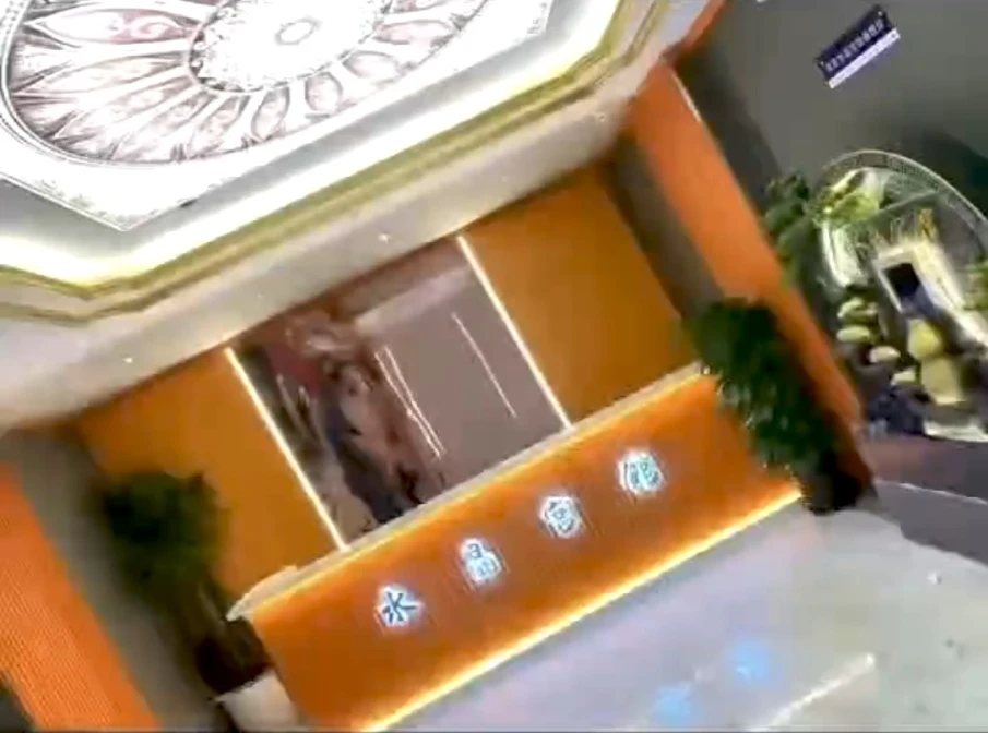 上海水晶宫馆商务KTV走廊灯光