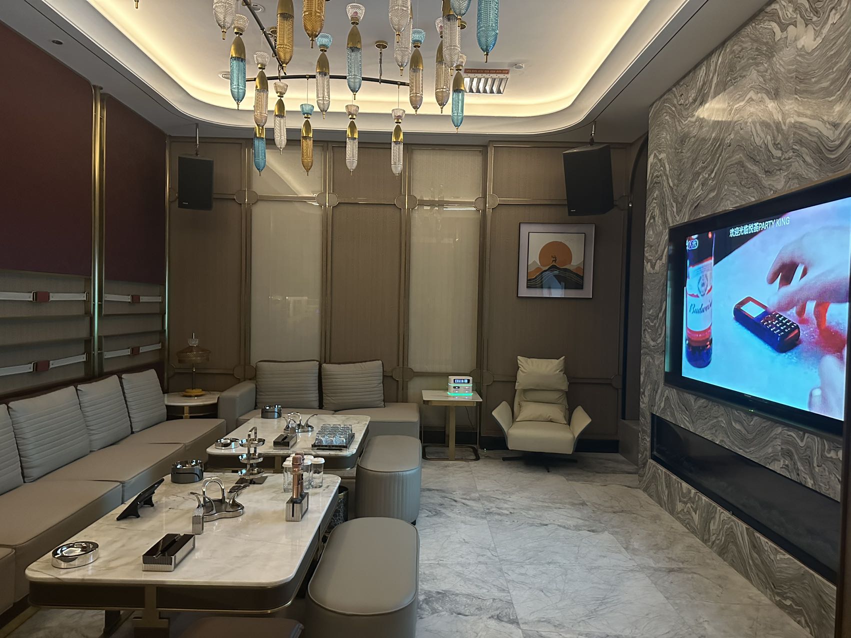 舟山商务花样年华KTV：夜色深处的私人会客厅
