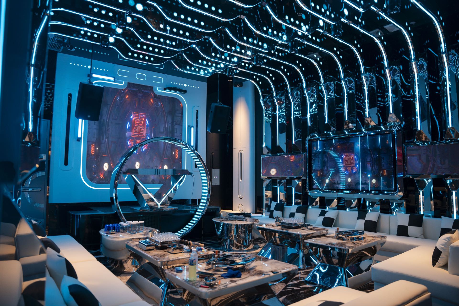 泉州商务KTV东方荟花场包厢内部