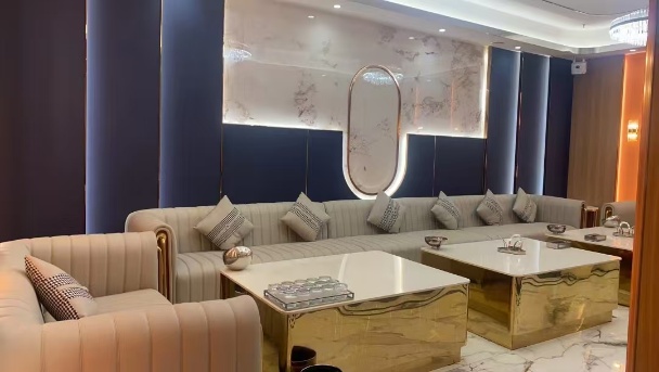 上海星辰国际商务KTV夜景外观