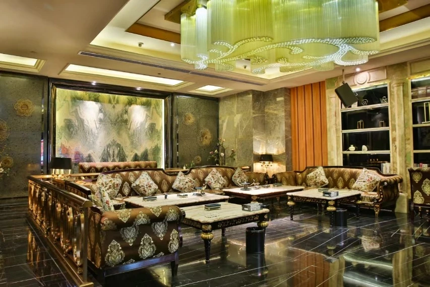 衡阳皇家一号商务KTV，把夜晚过成加冕仪式