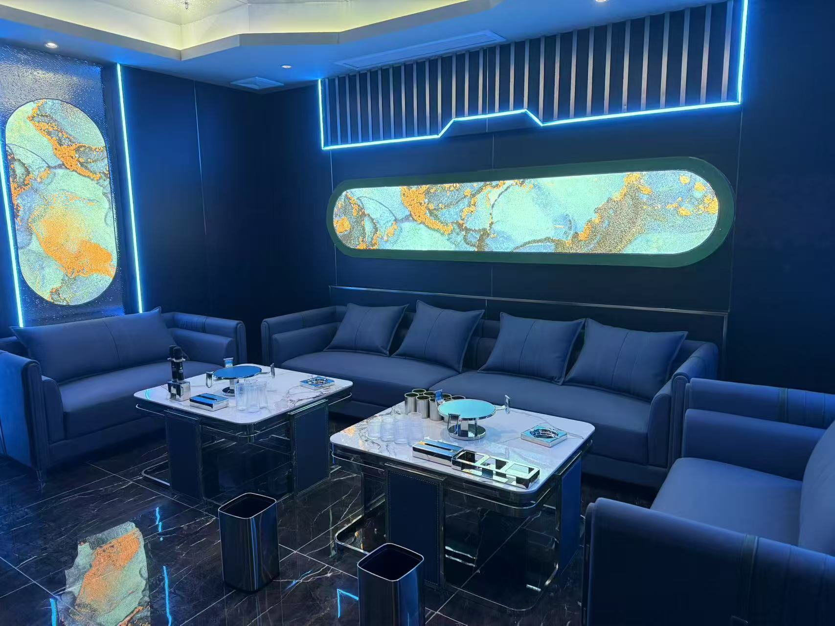 邵阳盛世名豪商务KTV荤场：夜色里的身份徽章，等你佩戴