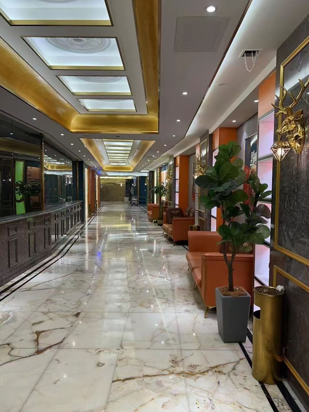 大同凯旋门商务KTV：凯旋之夜，从推开这扇门开始