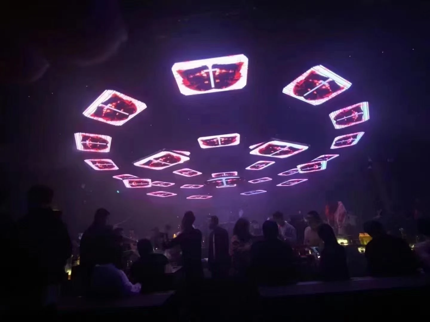 淄博潘庄酒店商务KTV预订｜专车接送·gong主yan员甄空体验